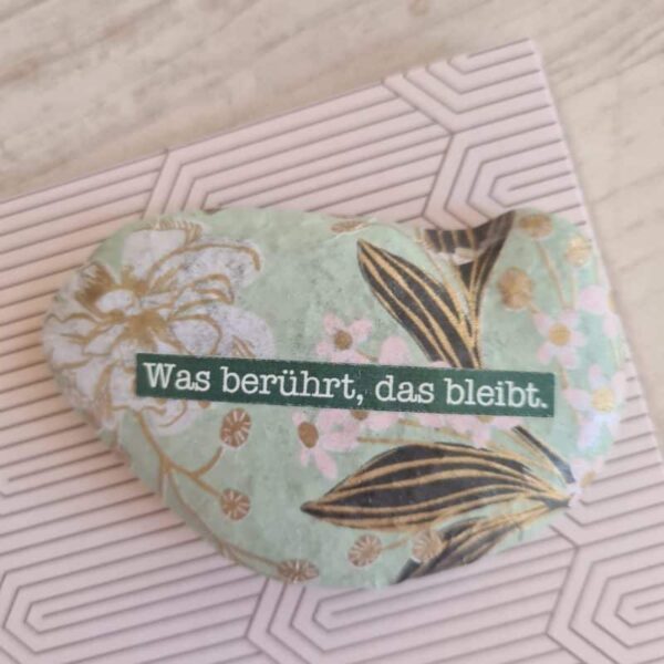 Trauerstein "Was berührt, das bleibt" – Bild 4