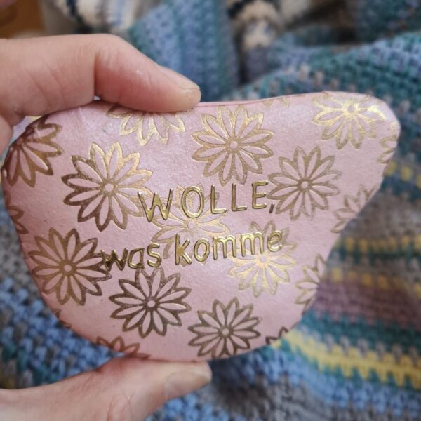 Stein "Wolle, was komme" – Bild 2