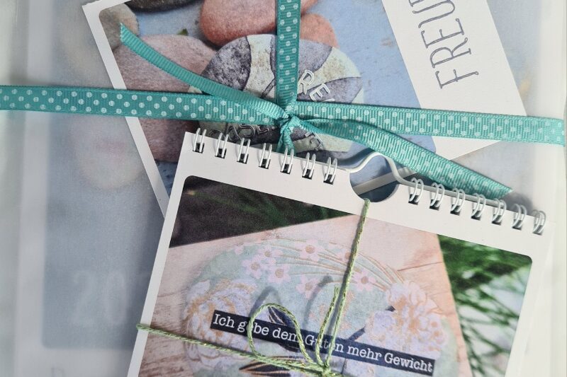 Kalenderduo mit Verpackung