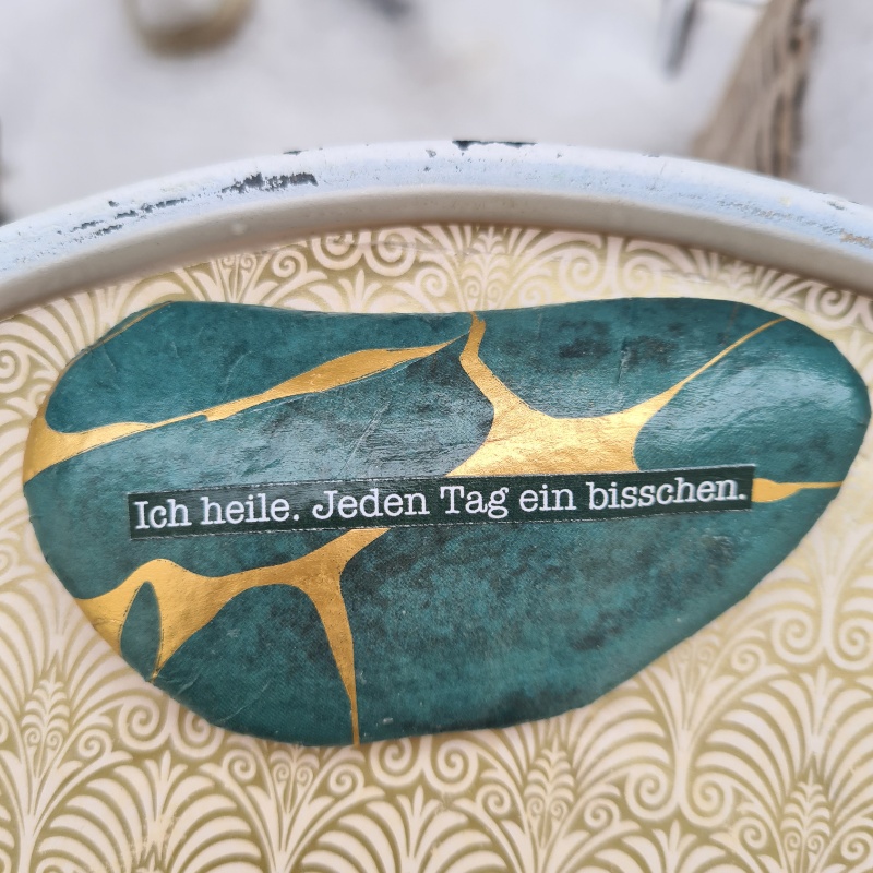 Stein mit Aufschrift Ich heile