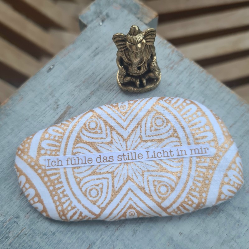 heller stein mit licht