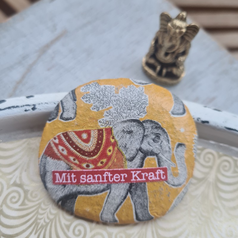 Elefantenstein mit Ganesha